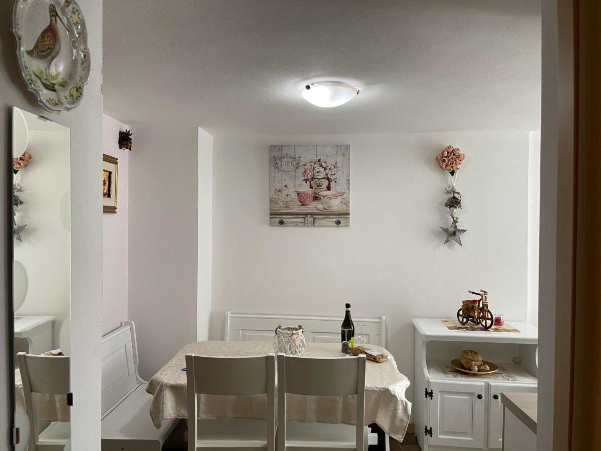 Cortenova La Casa Di Pucci Nel Borgo Affrescato Di Parlasco מראה חיצוני תמונה